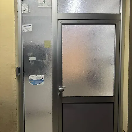 Vd 2 ,only 5 Min From Main Bus Station Apartment